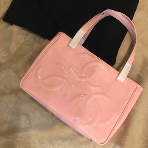 💯% Authentic CHANEL triple CC Patent Leather bag